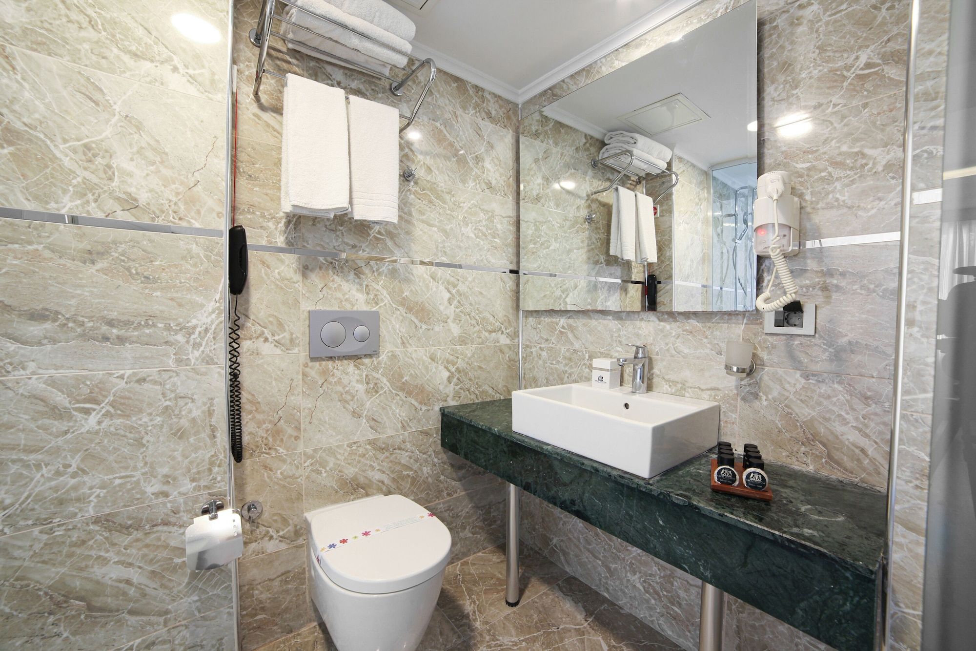 Great Fortune Hotel & Spa