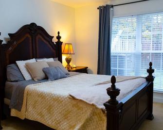 Cozy townhome - 5 minutes to military base! - Grovetown - Спальня