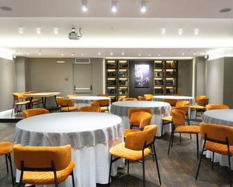 City Loft Hotel - Patras - Restaurant