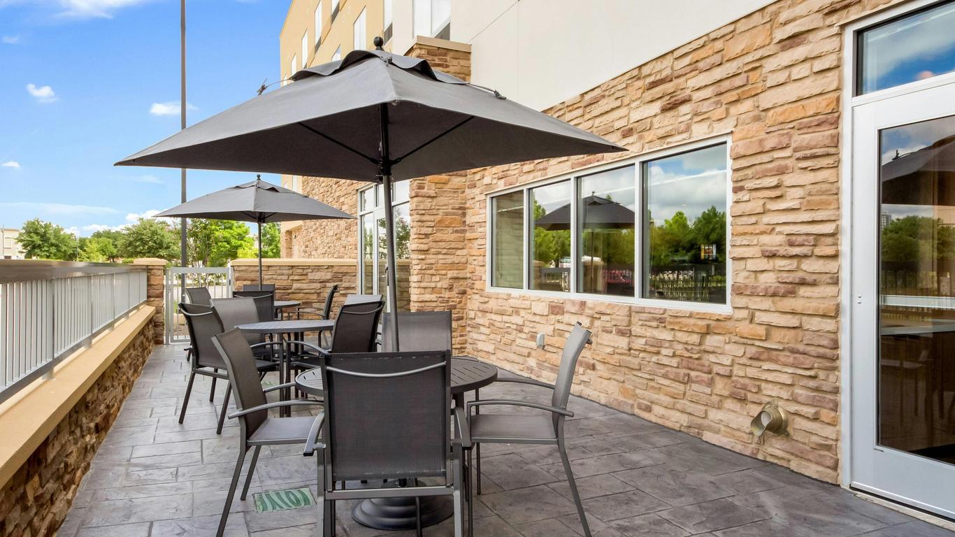 Fairfield Inn & Suites by Marriott Dallas Plano/Frisco