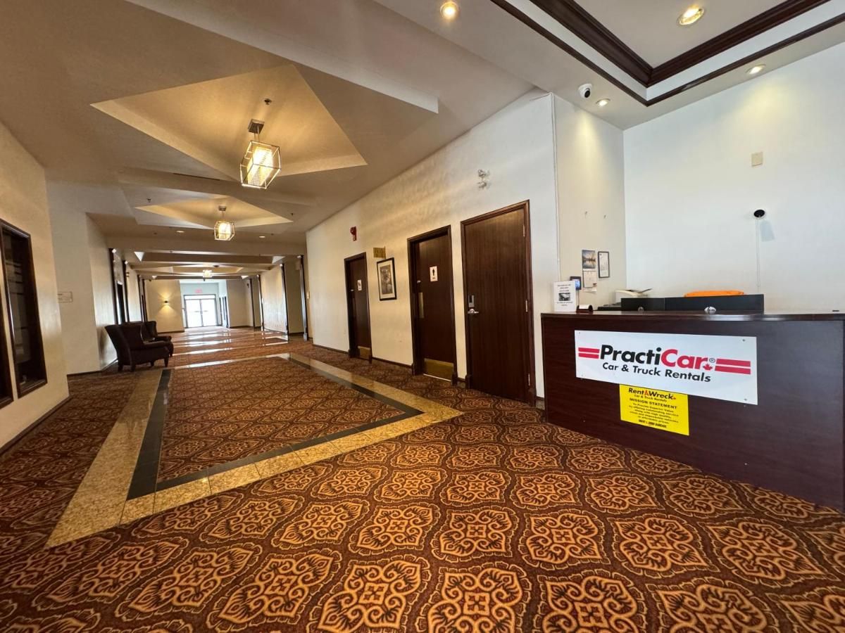 Divya Sutra Plaza and Conference Centre Calgary Airport