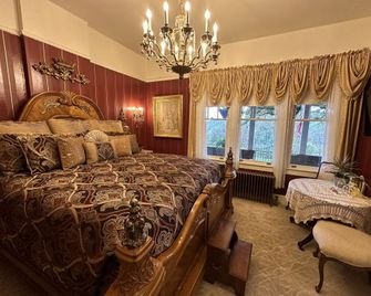 The Inn on Knowles Hill Bed & Breakfast Hotel - Sonora