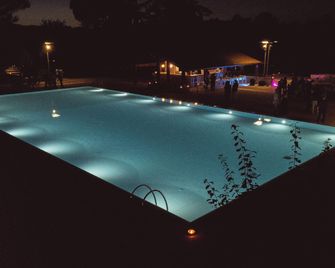 Wine Resort Le Vigne Al Castello - Corato - Piscine