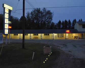 Neepawa Motel - Neepawa - Building