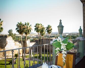 aparthotel capitolina - Mérida - Balcó