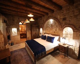 Ürgüp Cave Suites - Ürgüp - Bedroom