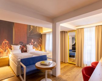 سمول لاكشري هوتل جولدجاس - سالزبورغ - غرفة نوم