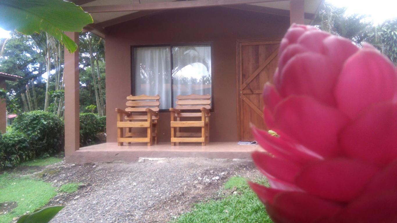 Paraiso Volcano Lodge