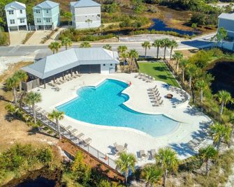Pet Friendly.Turtle's Nest at Summer Salt Sleeps 9 - Orange Beach - Pool