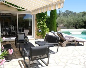 Vacation Rental House With Pool Gargas Ls2-15 - Gargas - Patio