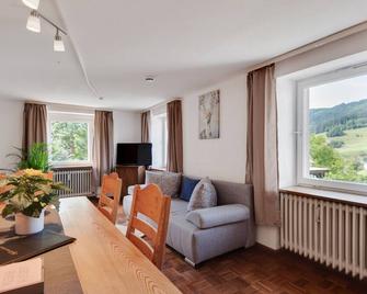 Apartment in Malsburg Marzell with private garden - Badenweiler - Wohnzimmer