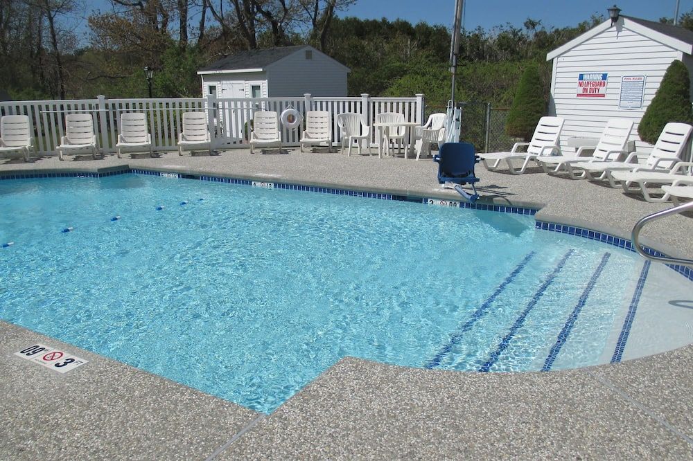 Long Beach Motor Inn - York Beach - Pool