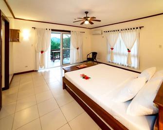 El Rio y Mar Resort - Coron - Slaapkamer