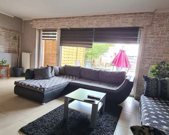 Comfortable Home - Ennigerloh - Living room