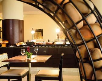 Hotel Luzeiros Fortaleza - פורטאלזה - מסעדה