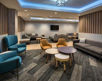 TownePlace Suites by Marriott New York Brooklyn - New York - Lounge