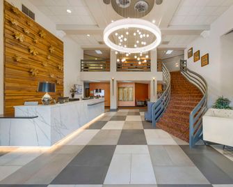 Best Western Plus Mill Creek Inn - Salem - Lobby