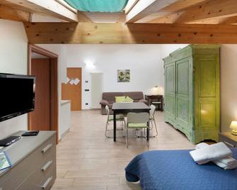 Studio Apartment Profumo di Lavanda Verde with Mountain View & Wi-Fi - Nasino - Bedroom