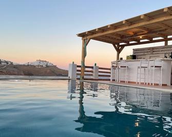 Fildisi Boutique Hotel - Livadia - Piscina