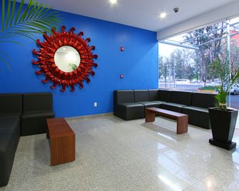 One Guadalajara Periférico Poniente - Guadalajara - Lobby