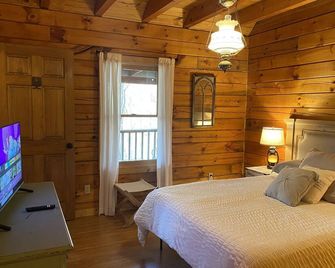 Mountain Log Cabin on Dale Hollow Lake/ Obey River - Jamestown - Habitación