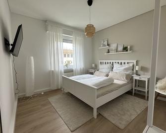 Comfort Corner at Campus Birkenfeld - Hoppstädten-Weiersbach - Schlafzimmer