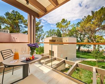 Garden Suites Umag Plava Laguna - Umag - Balcony