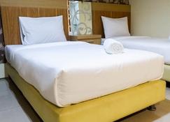 High Point Serviced Apartment - Surabaya - Bedroom