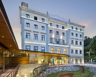 abba Burgos Hotel - Burgos - Building
