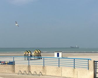 Au Coin Du Spa - Boulogne-sur-Mer - Beach