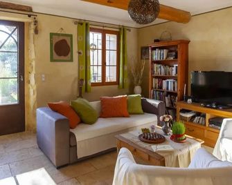 Mas des Rabasses - Le Pontet - Living room