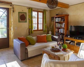 Mas des Rabasses - Le Pontet - Living room