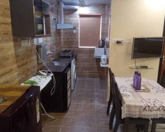 Service Apartments, Park Street, Calcutta - Calcuta - Cocina