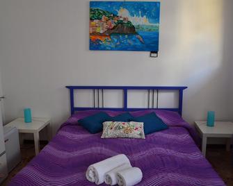 A Due Passi da Erice B&B - Erice - Bedroom