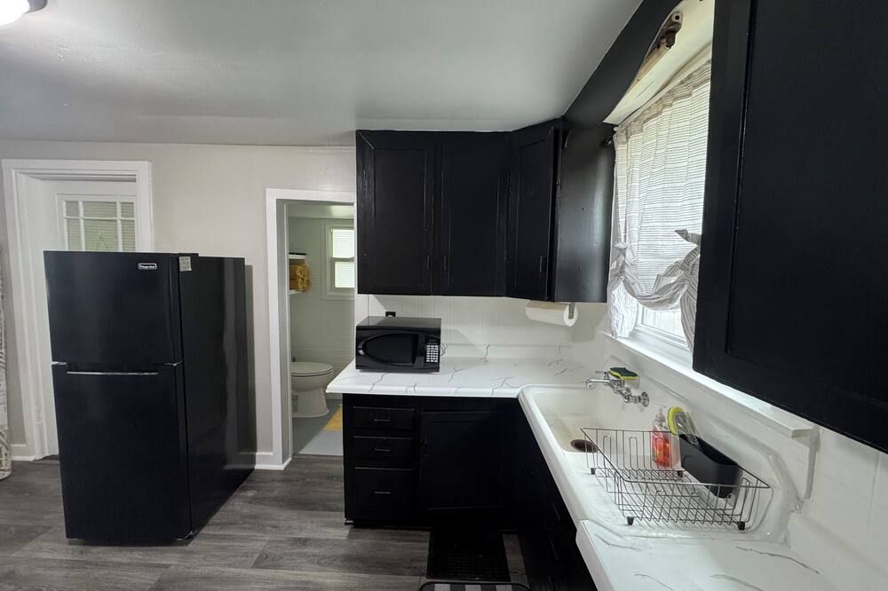 Cottage Guest House - Pekin - Kitchen