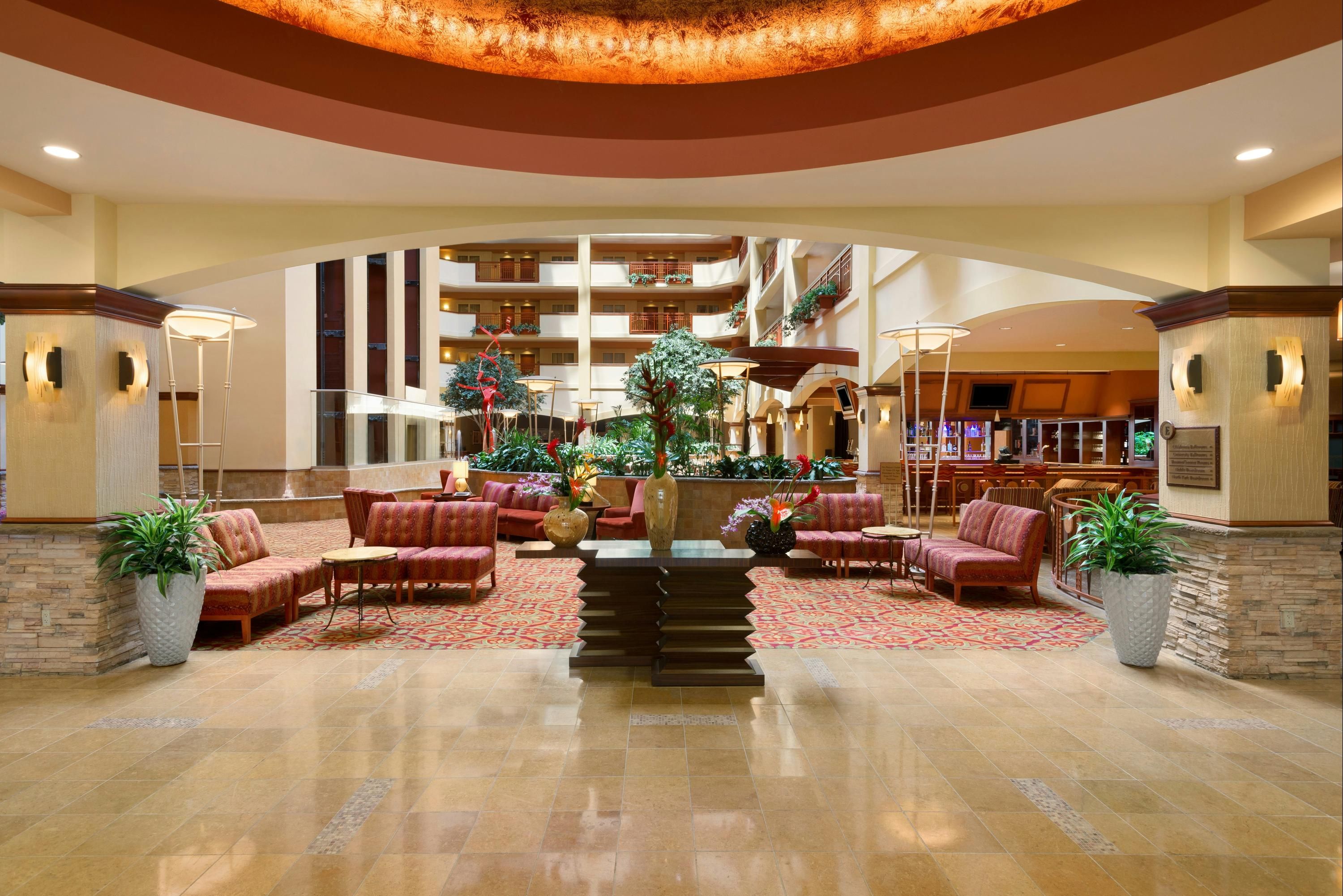 Embassy Suites by Hilton Norman Hotel & Conference Center - Norman - Lobby