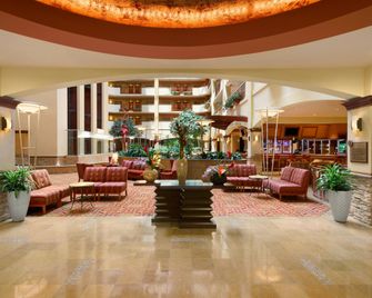 Embassy Suites by Hilton Norman Hotel & Conference Center - Norman - Lobby