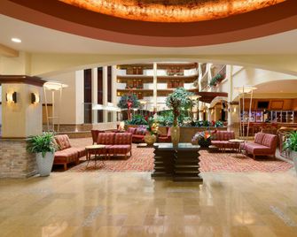 Embassy Suites by Hilton Norman Hotel & Conference Center - Norman - Lobby