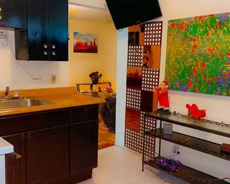 The Yellow Penthouse Llc - North Las Vegas - Cocina