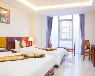 Vinh Hoang Hotel - Dong Hoi - Bedroom