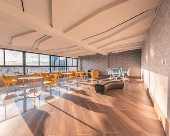 Regatta Living Hotel By Mint - Saint-Domingue