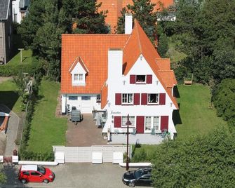 B&B Villa Fernadine - De Haan - Edificio