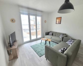 Cosy T3 Avec 2 Chambres - Brest - Sala de estar