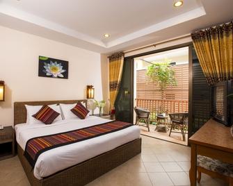 Kata Silver Sand Hotel - Karon - Bedroom