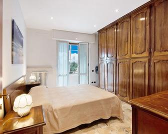 Le Vele - Albissola Marina - Camera da letto
