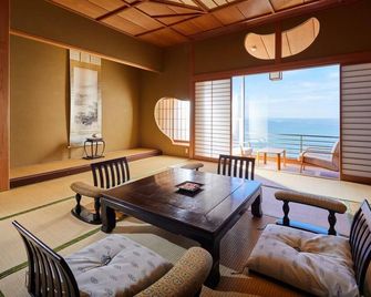 Hotel Mancho - Sado - Dining room