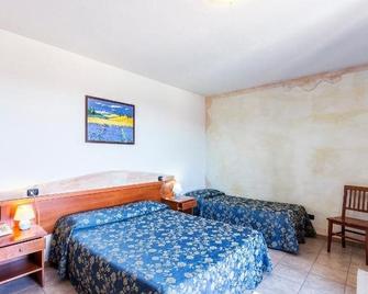 Hotel Il Melograno - Tempio Pausania - Bedroom