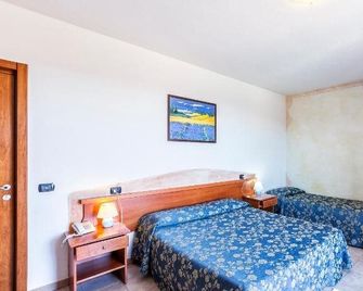 Hotel Il Melograno - Tempio Pausania - Bedroom