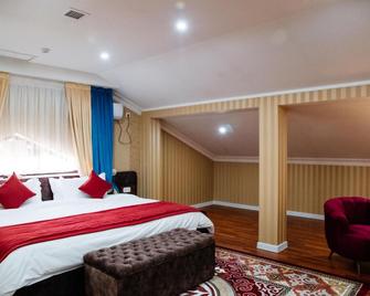 Boutique Hotel Silk Way - Turkestan (Ongtüstik) - Bedroom