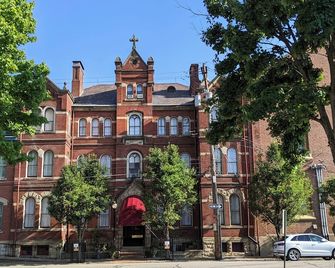 The Priory Hotel - Pittsburgh
